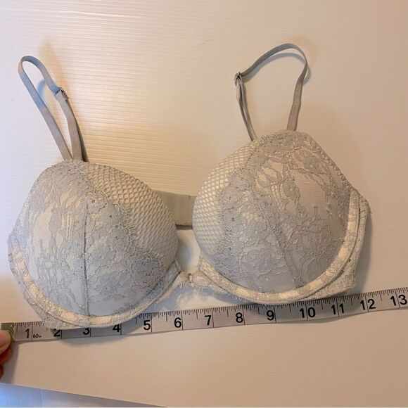 Victoria's Secret Very Sexy gray lace mesh netting Padded Push Up Bra Size 32C - Picture 2 of 10